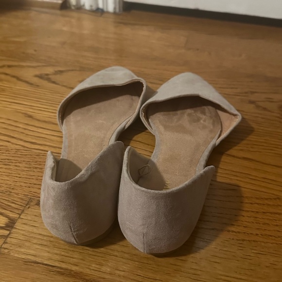 Old navy flats - Picture 3 of 4